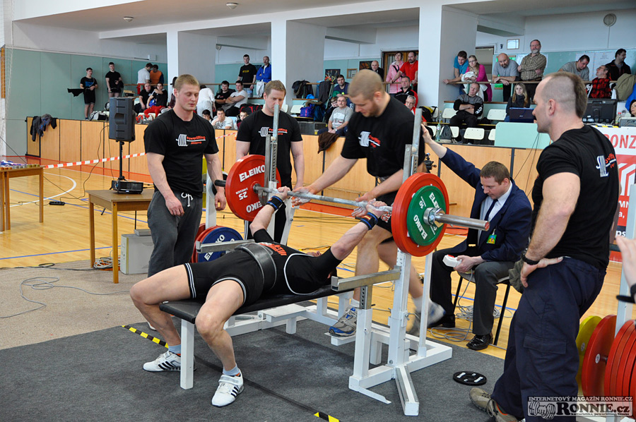 Mistrovstv� �R v bench-pressu masters, junior� a dorostu 2016