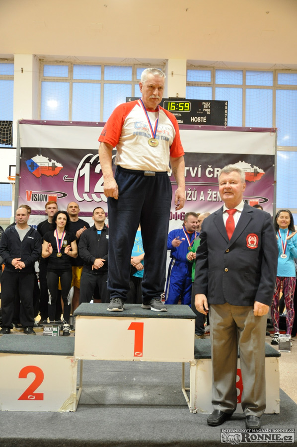 Mistrovstv� �R v bench-pressu masters, junior� a dorostu 2016