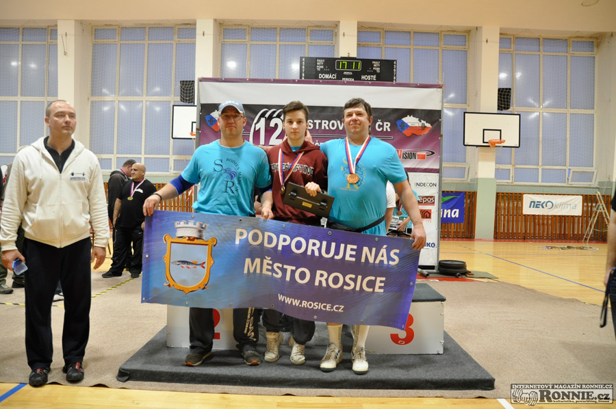 Mistrovstv� �R v bench-pressu masters, junior� a dorostu 2016