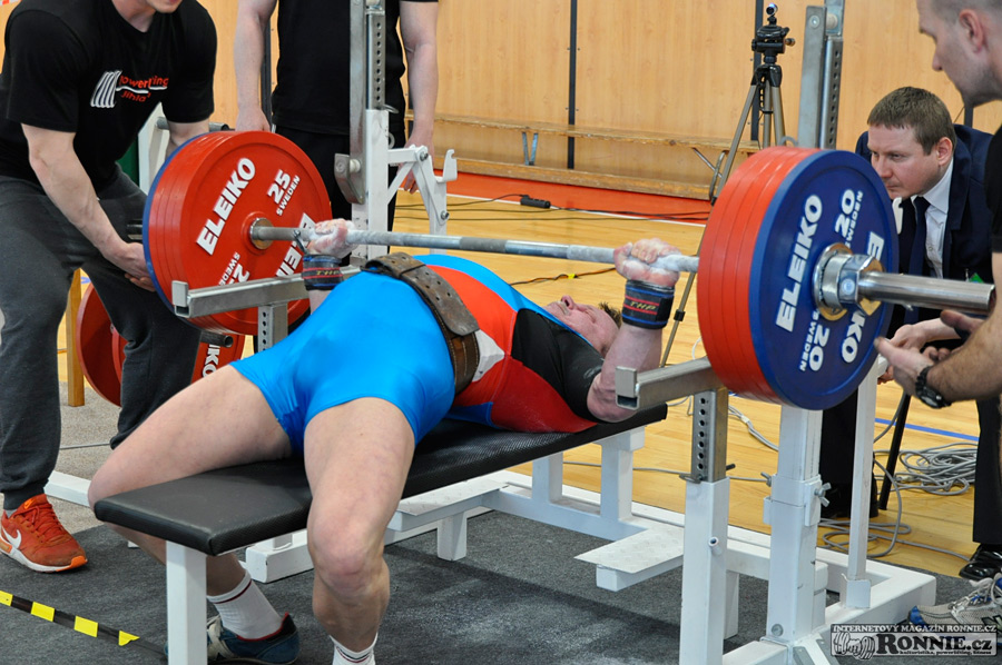 Mistrovstv� �R v bench-pressu masters, junior� a dorostu 2016