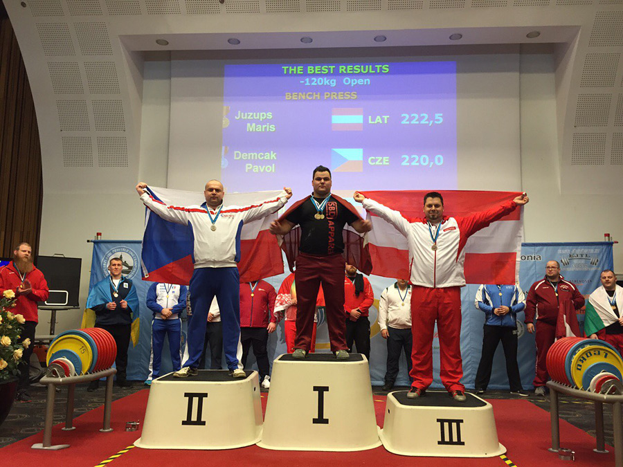 Pavol Dem��k - st��bro v bench-pressu