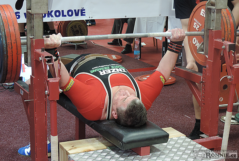 Mistrovstv� �R v bench-pressu mu�� a �en 2016
