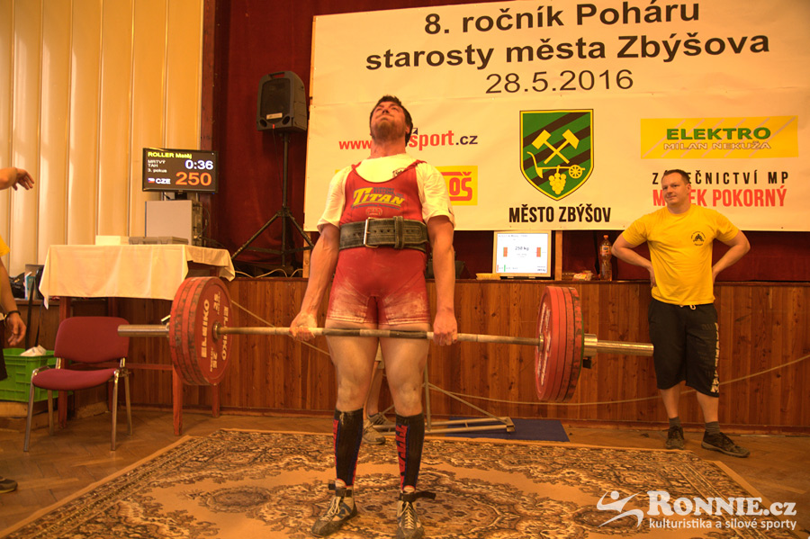 Poh�r starosty m�sta Zb��ova v silov�m trojboji dorostenc� a junior� 2016