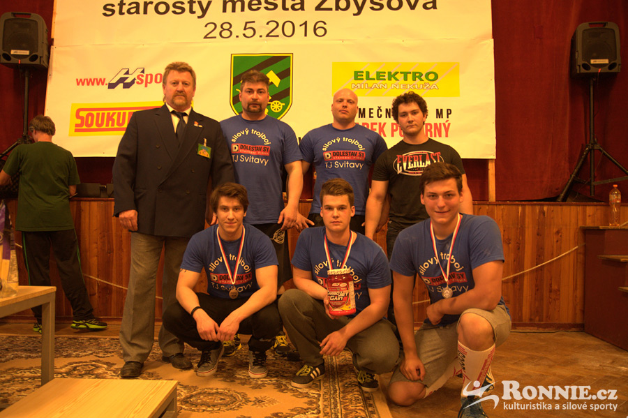 Poh�r starosty m�sta Zb��ova v silov�m trojboji dorostenc� a junior� 2016