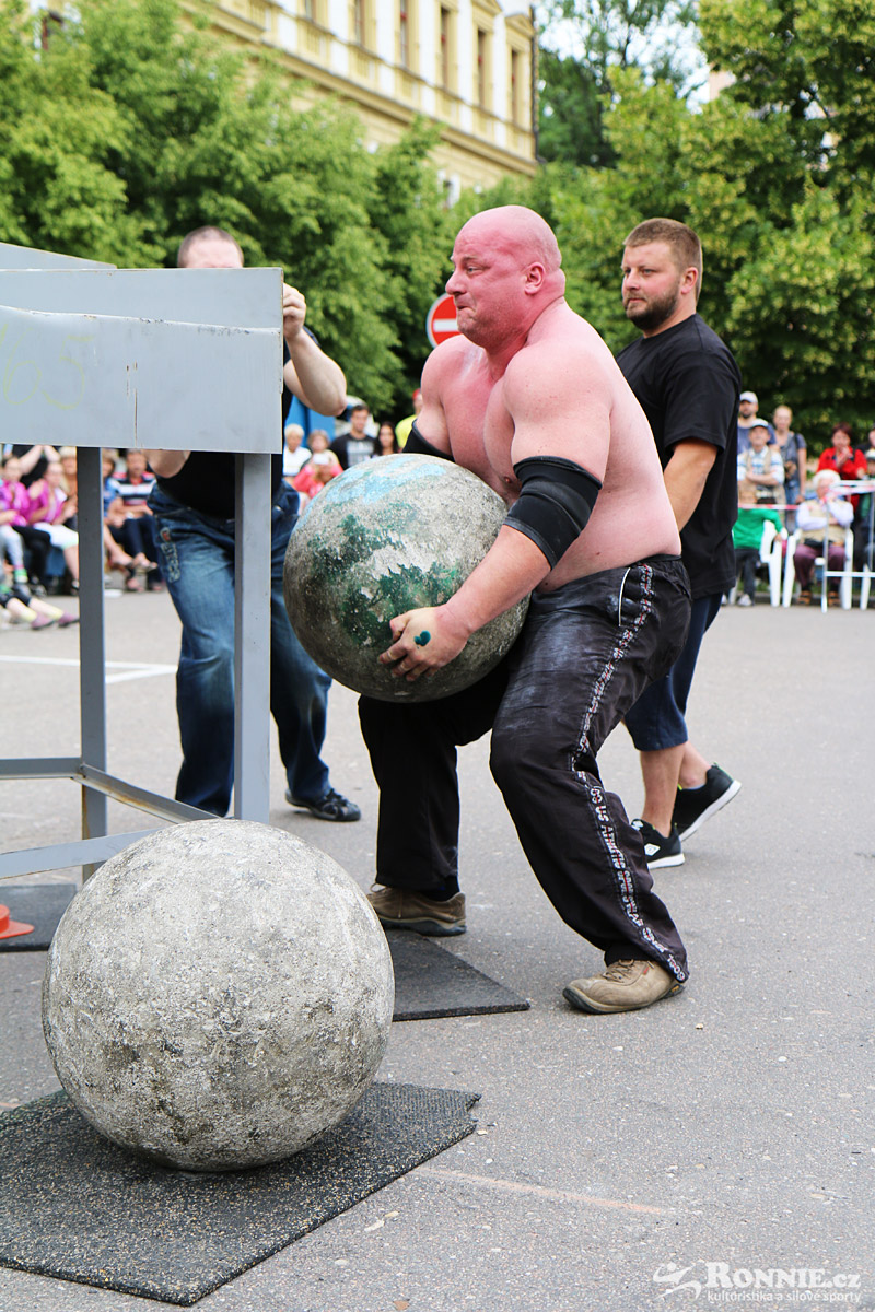 Strongman P�elou� 2016 - Josef Maza�