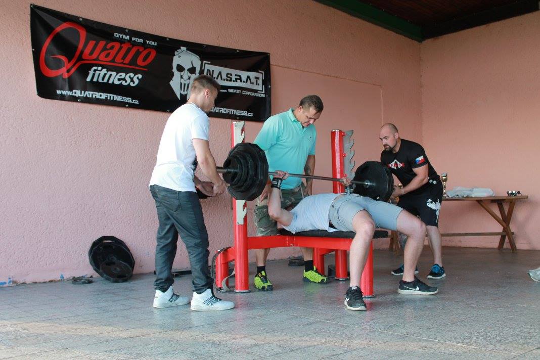 Hlu��nsko-bolatick� bench-press 2016