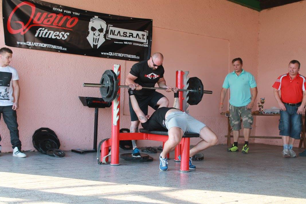 Hlu��nsko-bolatick� bench-press 2016