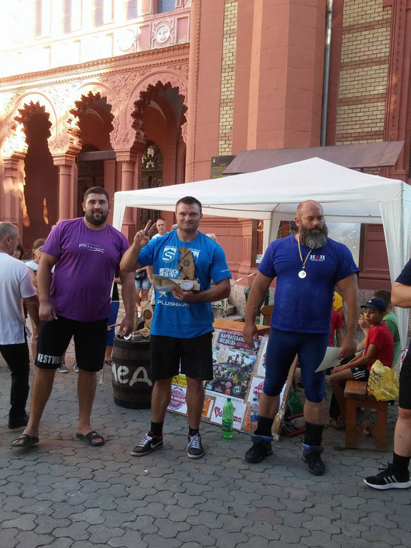 Karpatsk� medv�d 2016