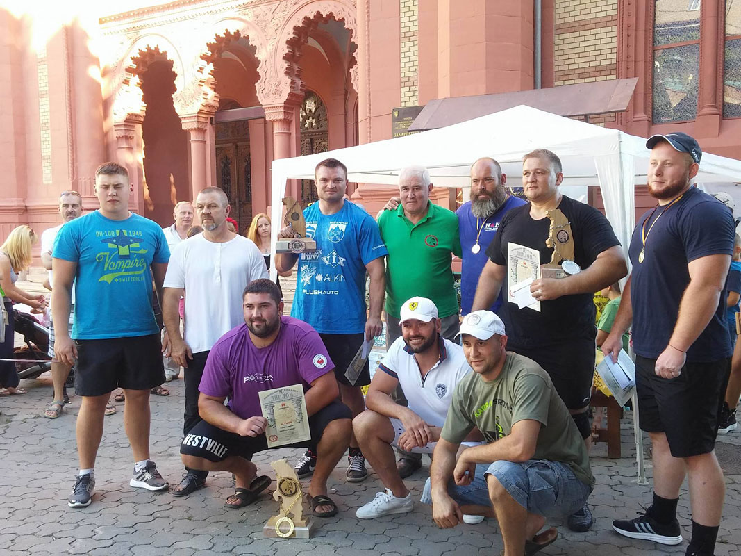 Karpatsk� medv�d 2016