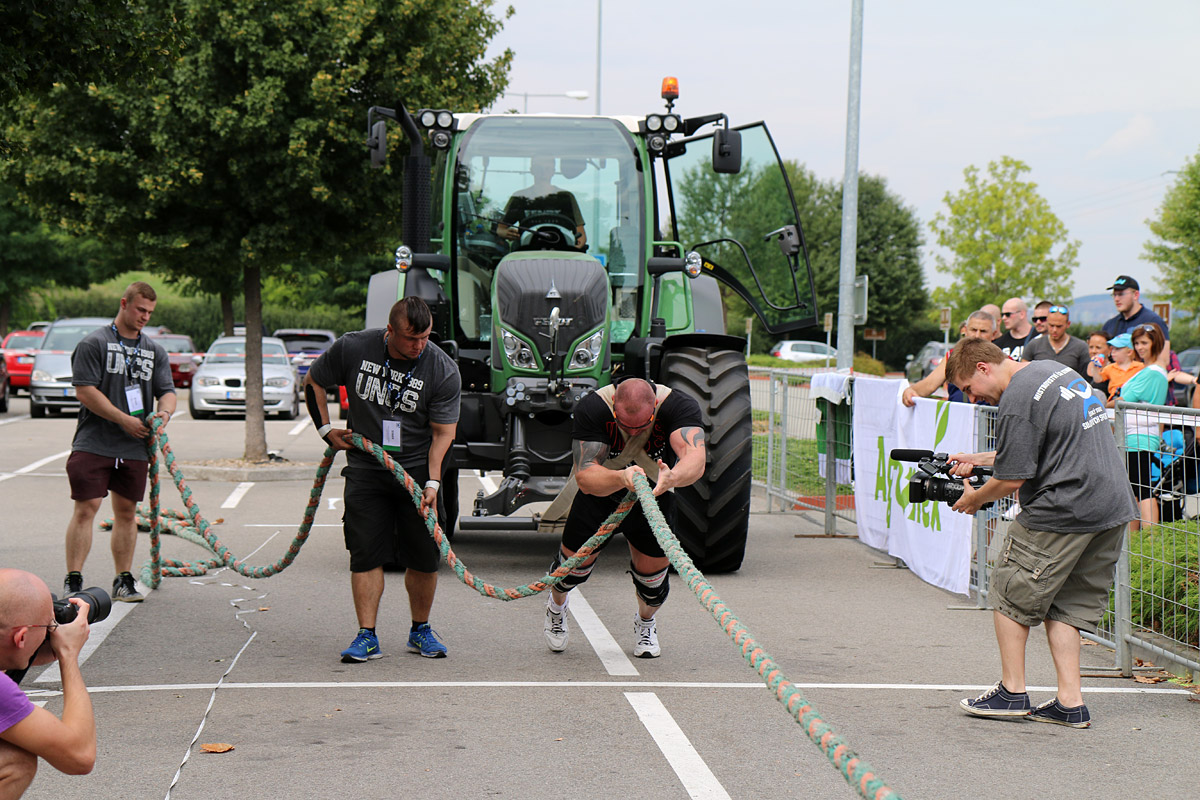 Otev�en� mezin�rodn� mistrovstv� �R strongman 2016