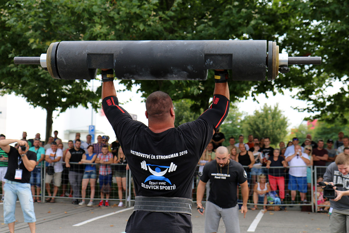 Otev�en� mezin�rodn� mistrovstv� �R strongman 2016