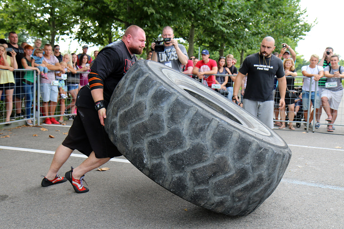 Otev�en� mezin�rodn� mistrovstv� �R strongman 2016