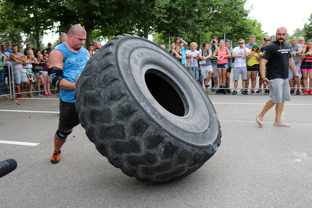 Otev�en� mezin�rodn� mistrovstv� �R strongman 2016