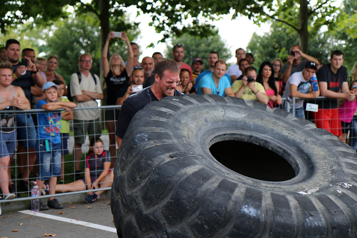 Otev�en� mezin�rodn� mistrovstv� �R strongman 2016