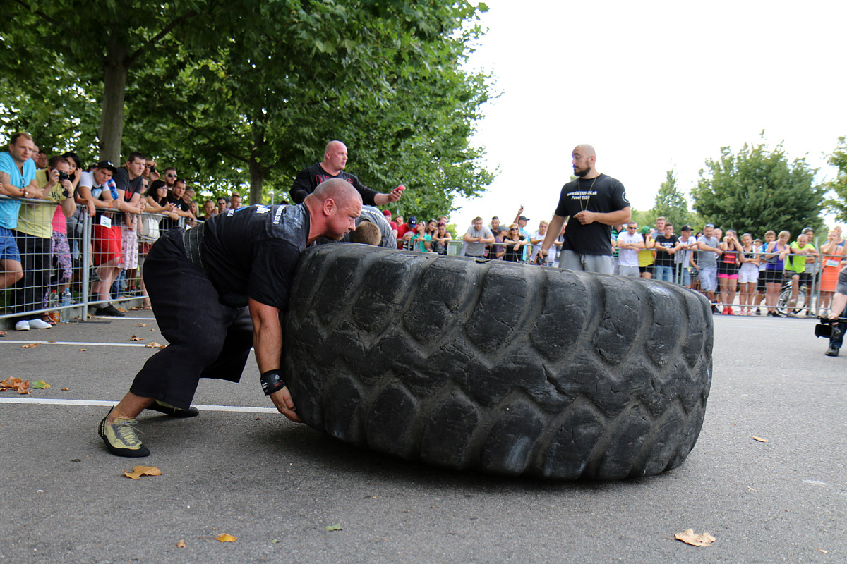 Otev�en� mezin�rodn� mistrovstv� �R strongman 2016