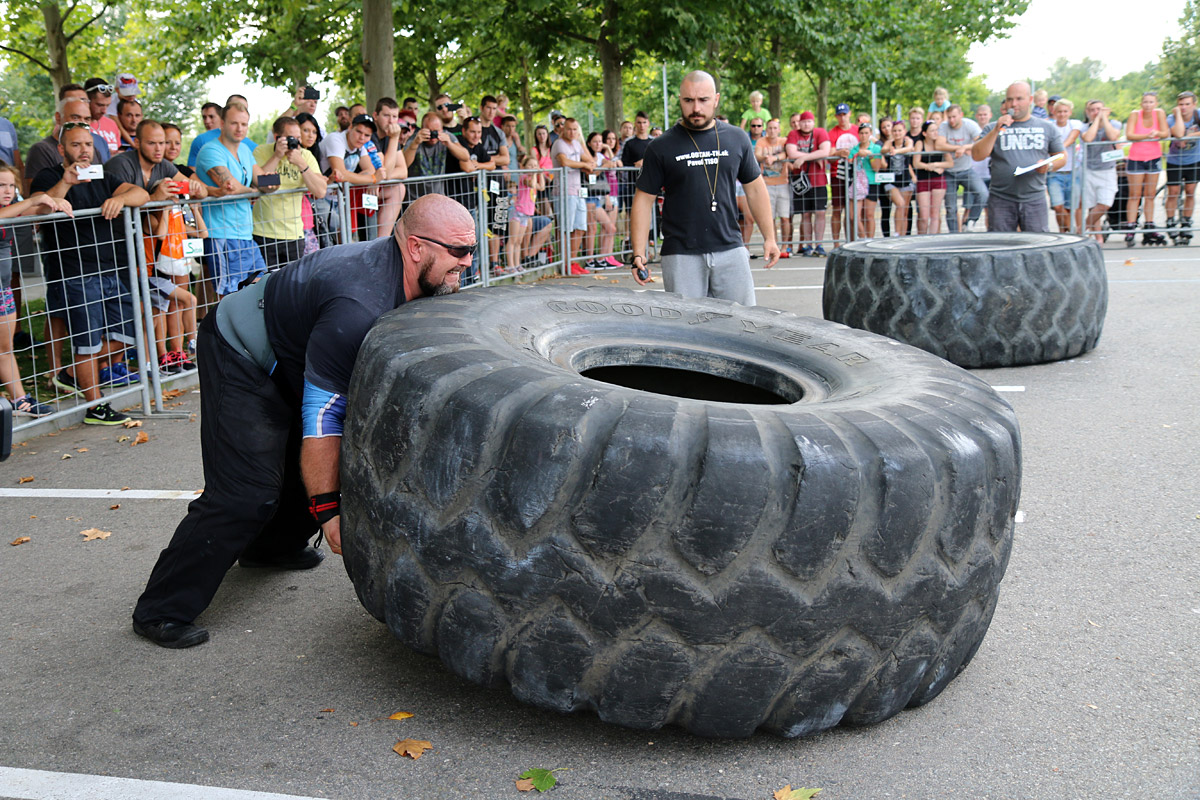 Otev�en� mezin�rodn� mistrovstv� �R strongman 2016