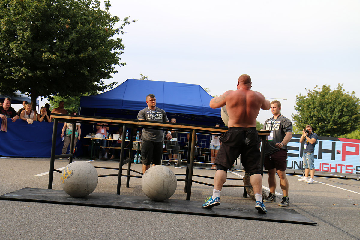 Otev�en� mezin�rodn� mistrovstv� �R strongman 2016
