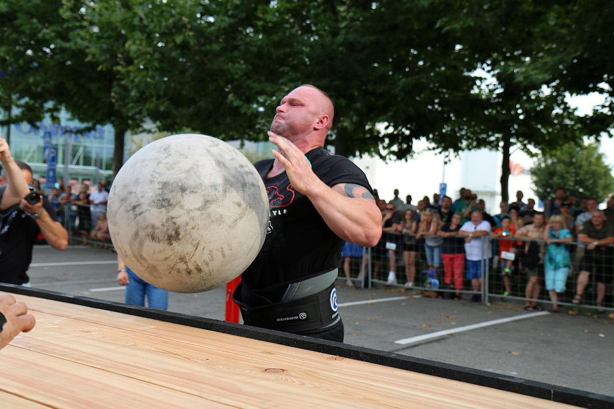 Otev�en� mezin�rodn� mistrovstv� �R strongman 2016