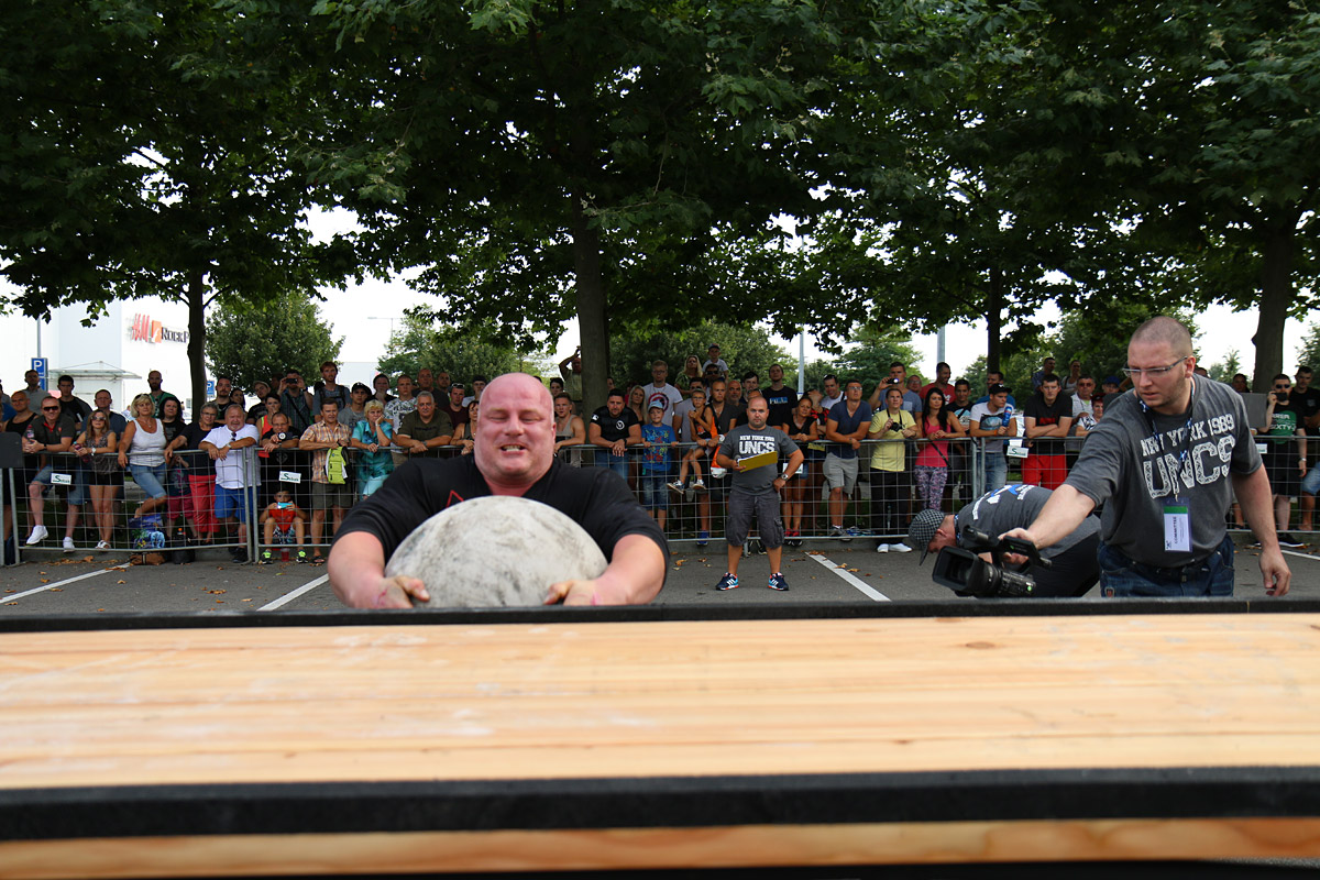 Otev�en� mezin�rodn� mistrovstv� �R strongman 2016