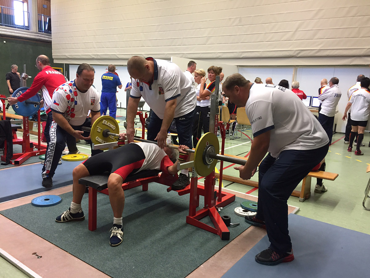 Mistrovstv� Evropy v bench-pressu masters 2016