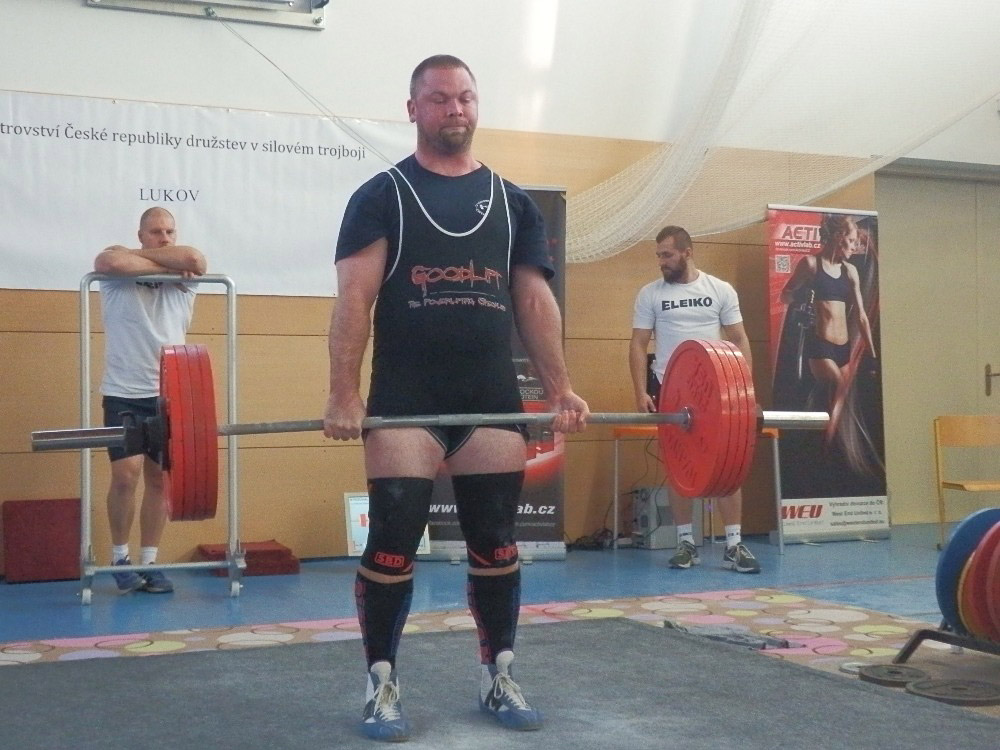 Mistrovstv� �R v silov�m trojboji dru�stev 2016