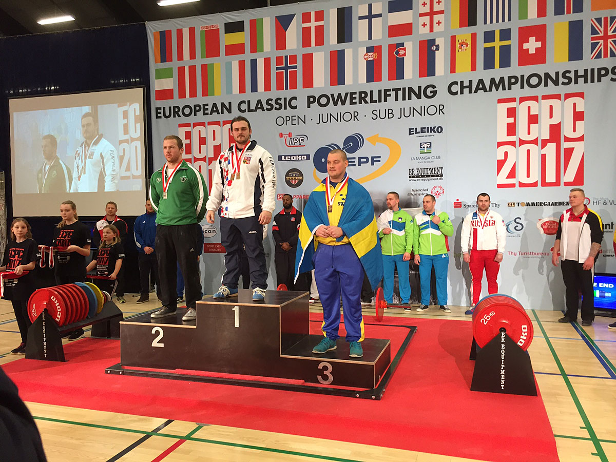 Jakub Sedl��ek na ME v RAW silov�m trojboji 2017