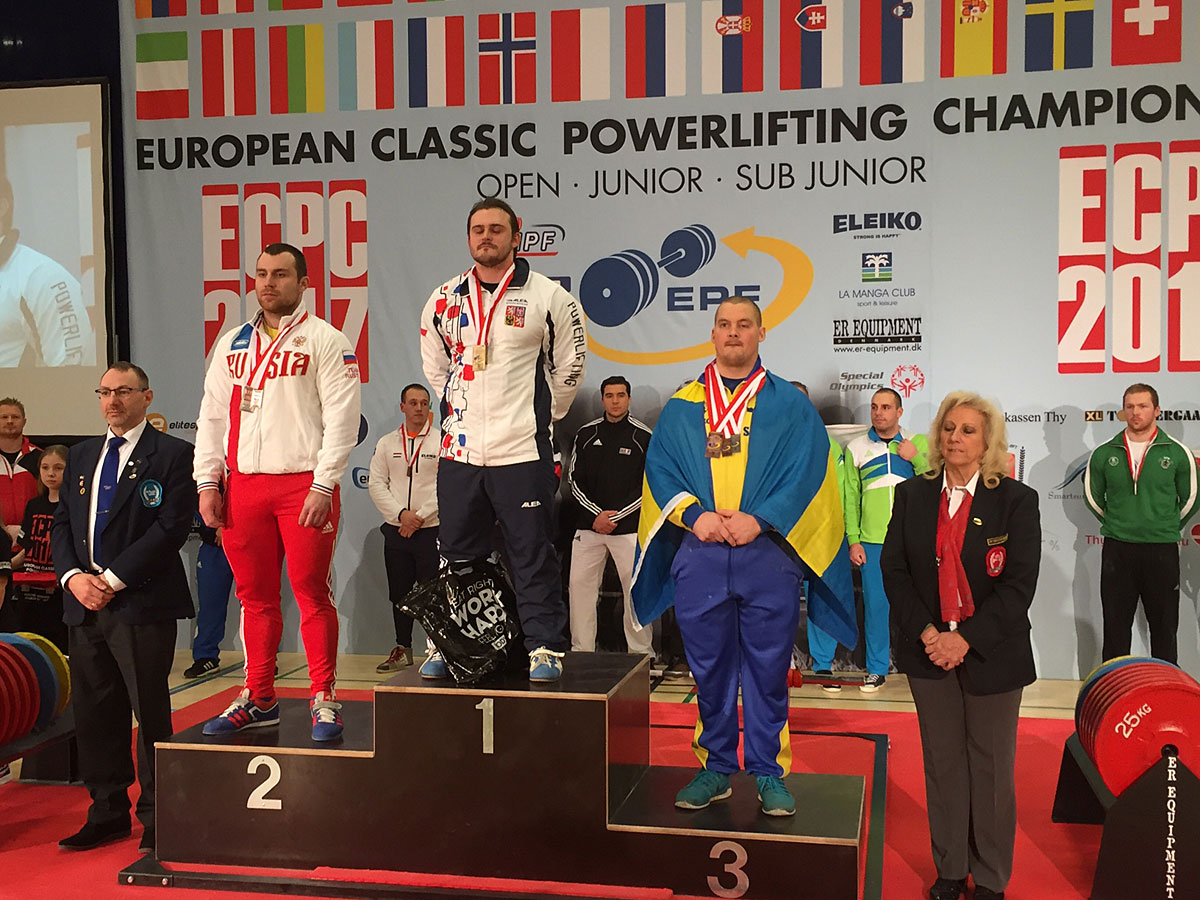 Jakub Sedl��ek na ME v RAW silov�m trojboji 2017