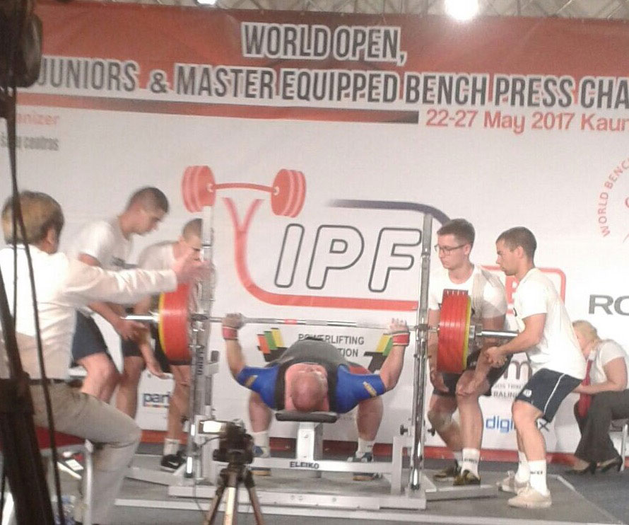 Jan Pinc na MS v bench-pressu 2017