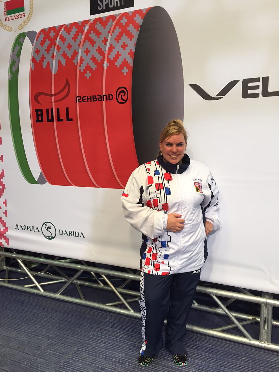 Zuzana Bitterov� na MS v RAW silov�m trojboji 2017