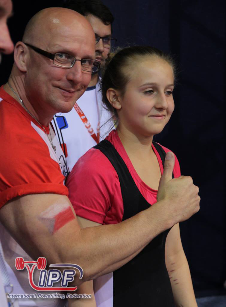 �e�i na Mistrovstv� sv�ta v RAW silov�m trojboji 2017
