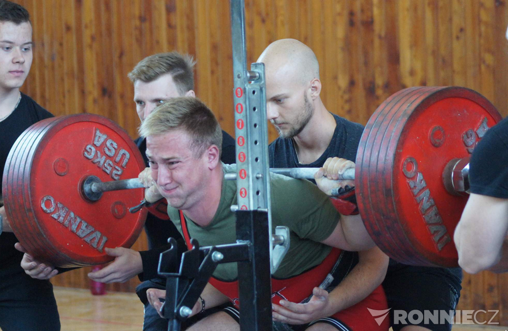 Mistrovstv� �ech v klasick�m (RAW) silov�m trojboji junior� a dorostu