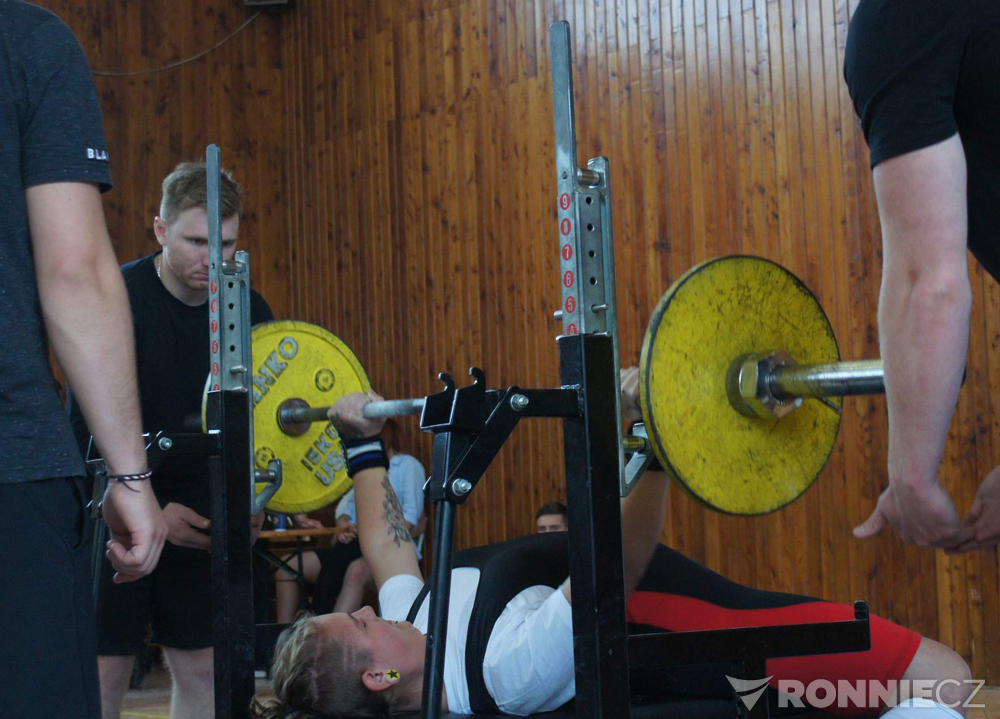 Mistrovstv� �ech v klasick�m (RAW) silov�m trojboji juinor� a dorostu