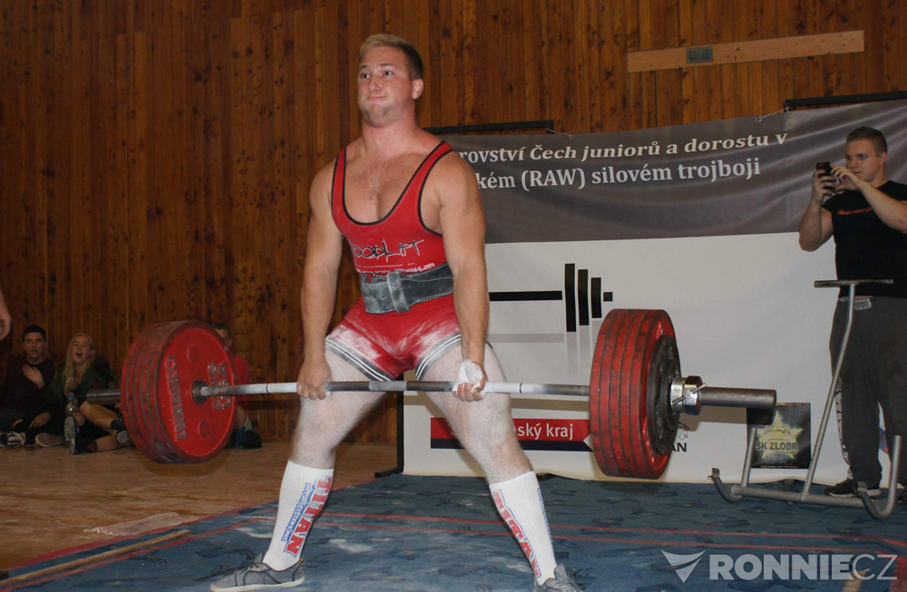 Mistrovstv� �ech v klasick�m (RAW) silov�m trojboji juinor� a dorostu