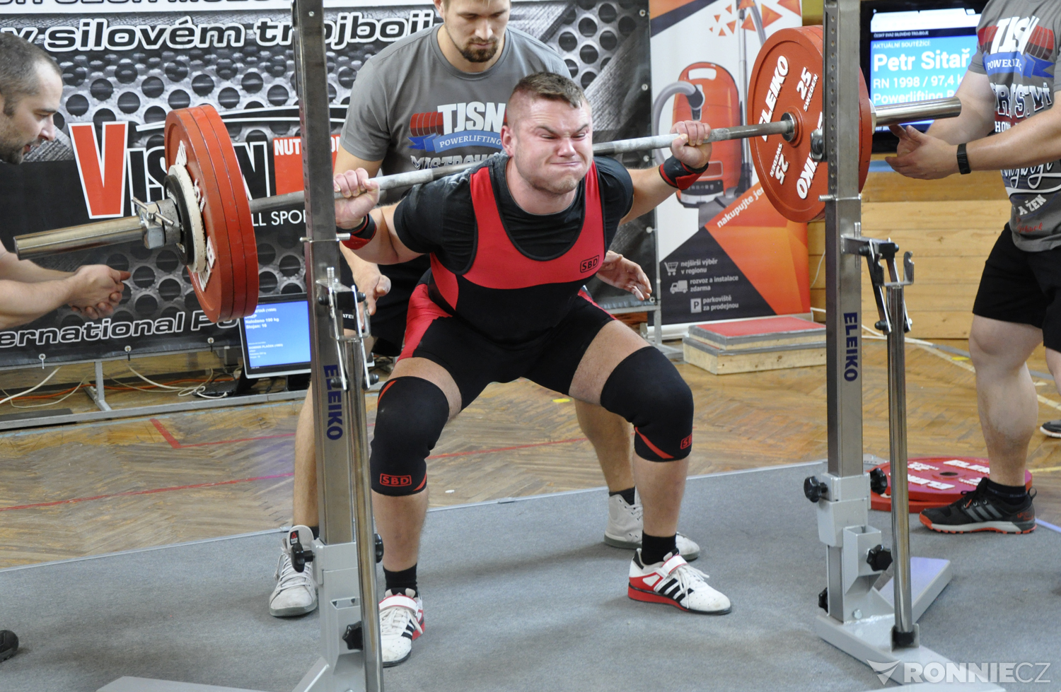 Mistrovstv� v�chodn�ch �ech v klasick�m silov�m trojboji mu�� a �en 2018