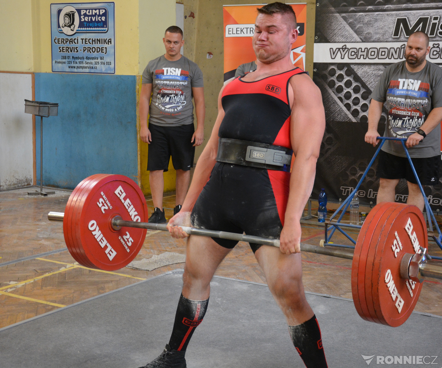 Mistrovstv� v�chodn�ch �ech v klasick�m silov�m trojboji mu�� a �en 2018