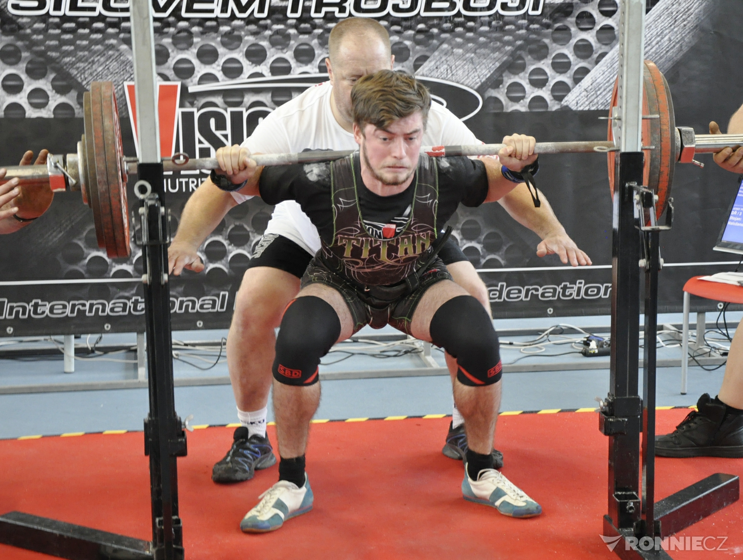Vision Nutrition RAW 2018 - sout� v silov�m trojboji dorostu a junior�