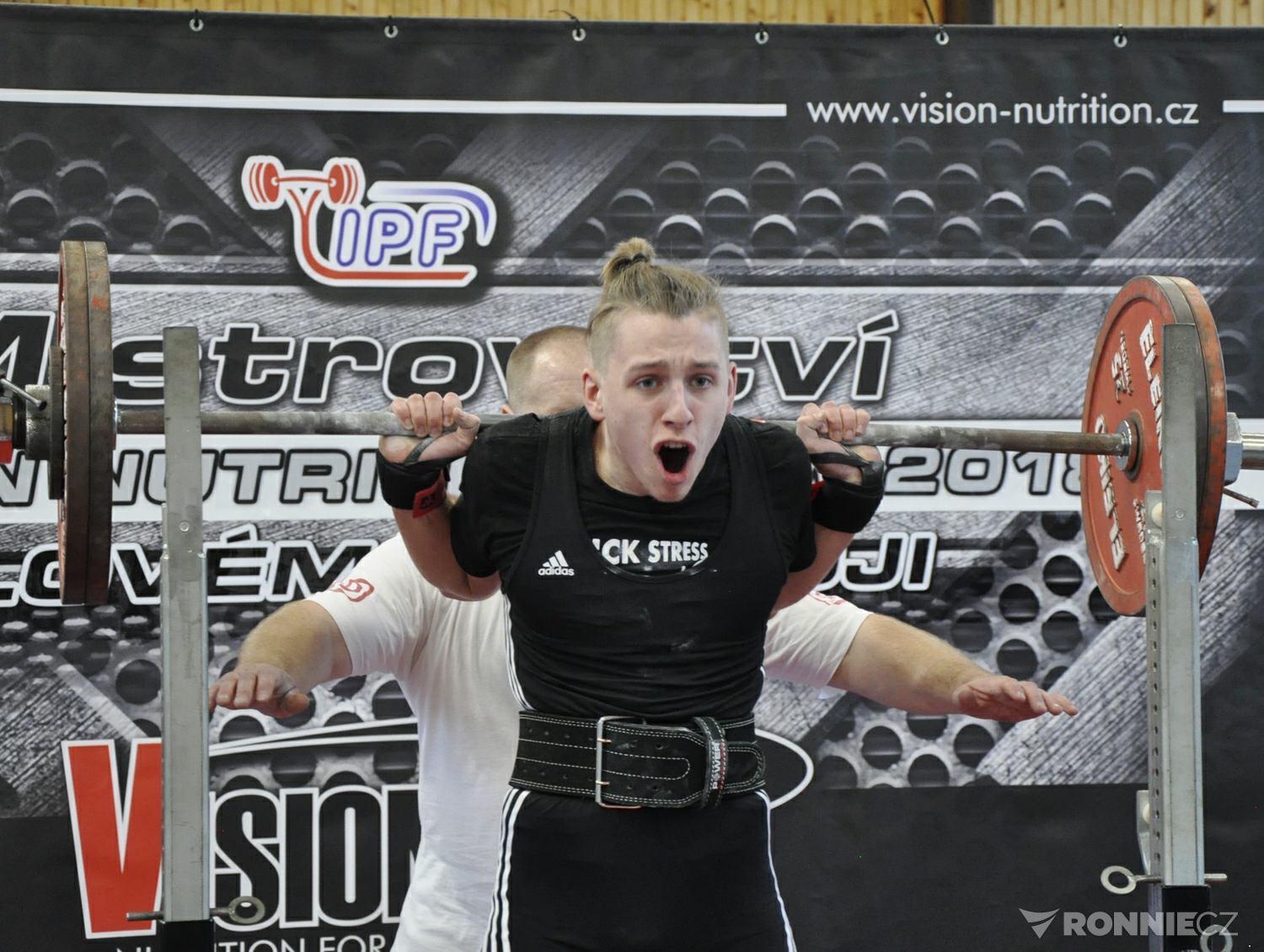 Vision Nutrition RAW 2018 - sout� v silov�m trojboji dorostu a junior�