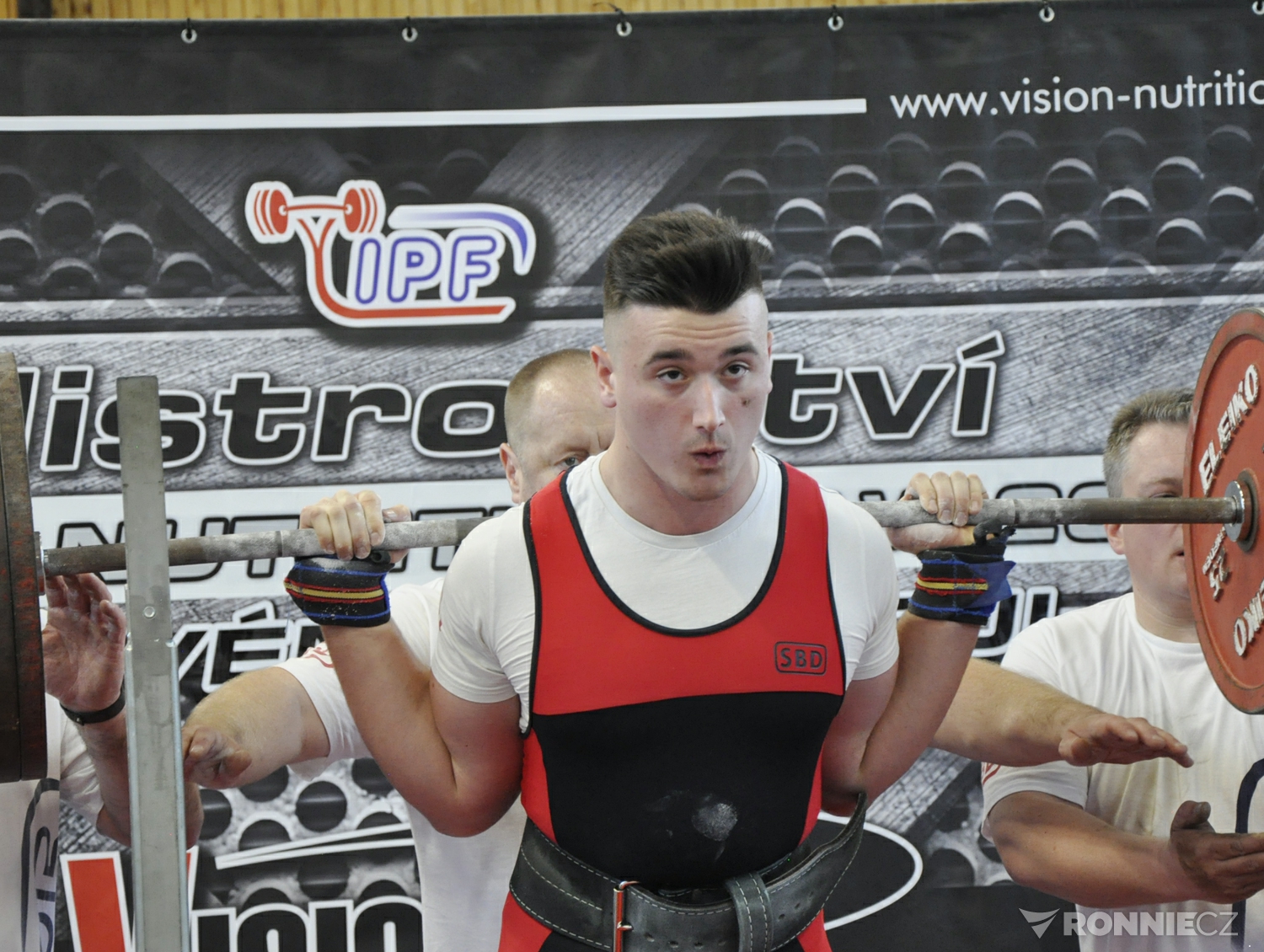 Vision Nutrition RAW 2018 - sout� v silov�m trojboji dorostu a junior�
