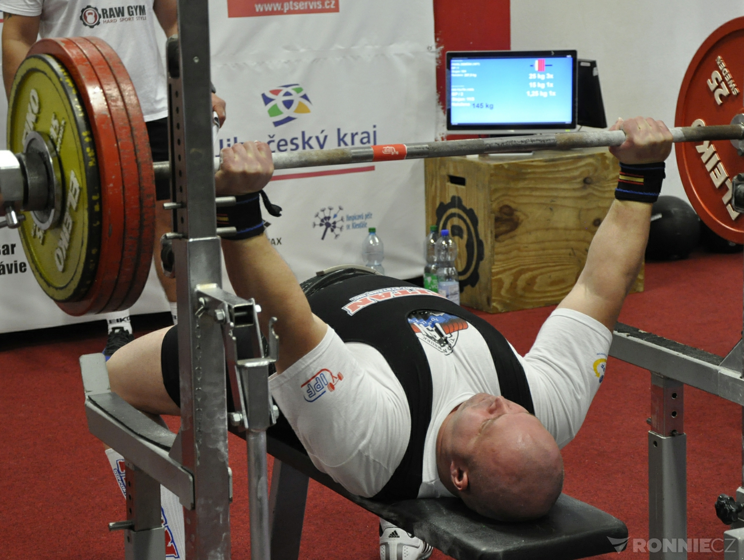 Mistrovstv� �R v klasick�m (RAW) bench-pressu mu�� a �en 2019 
