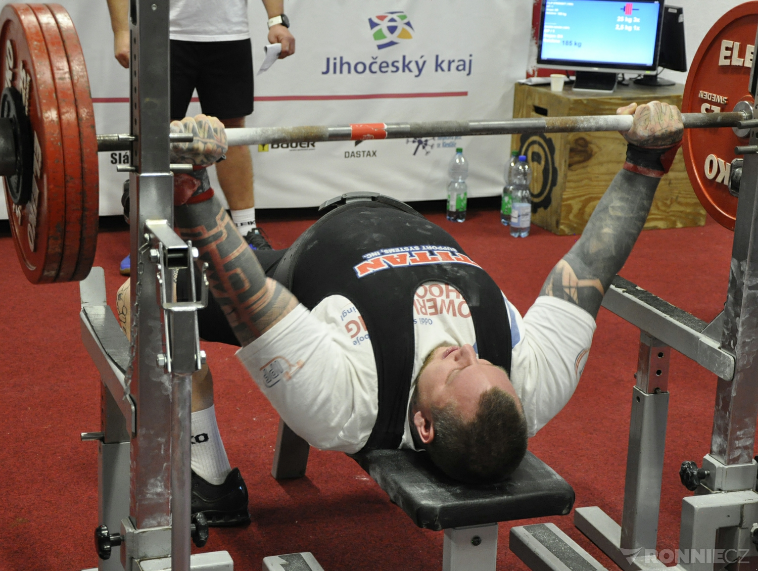 Mistrovstv� �R v klasick�m (RAW) bench-pressu mu�� a �en 2019 