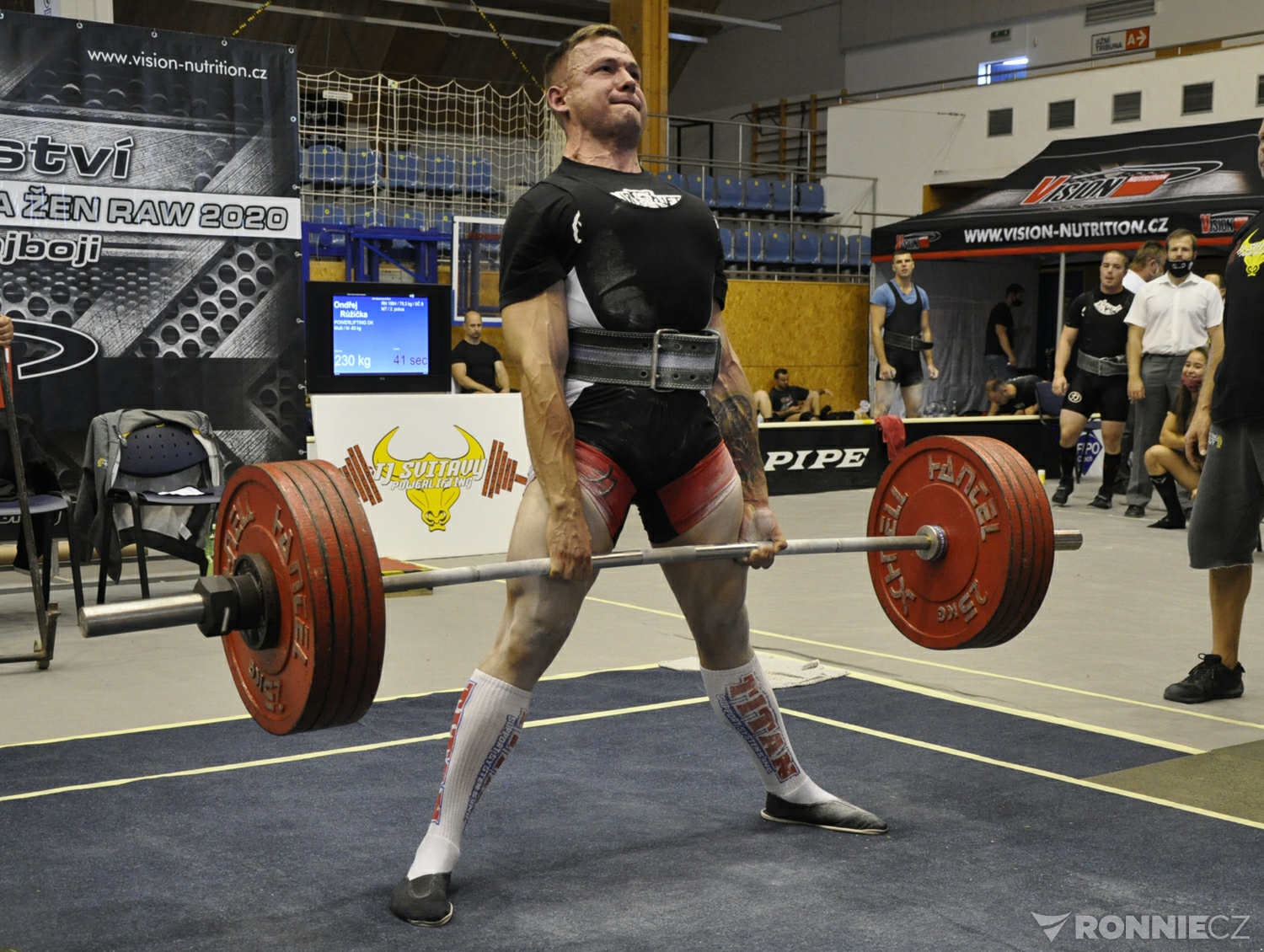 Mistrovstv� v�chodn�ch �ech v klasick�m (RAW) silov�m trojboji mu�� a �en 2020