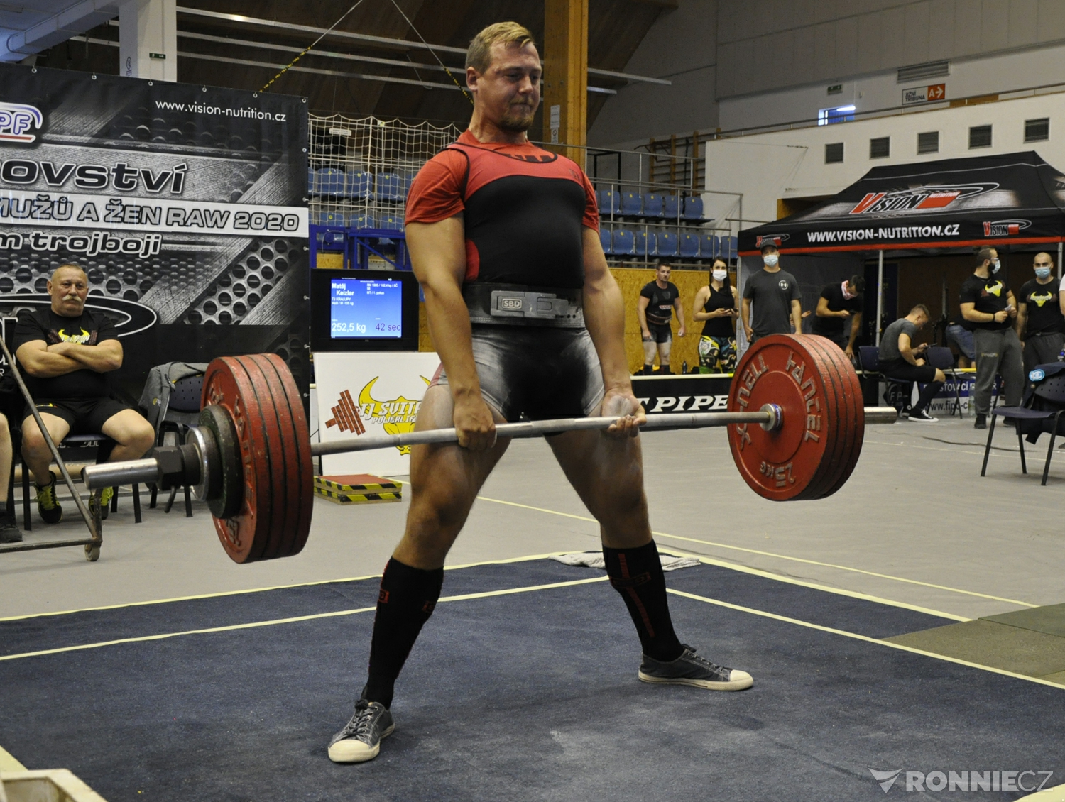 Mistrovstv� v�chodn�ch �ech v klasick�m (RAW) silov�m trojboji mu�� a �en 2020