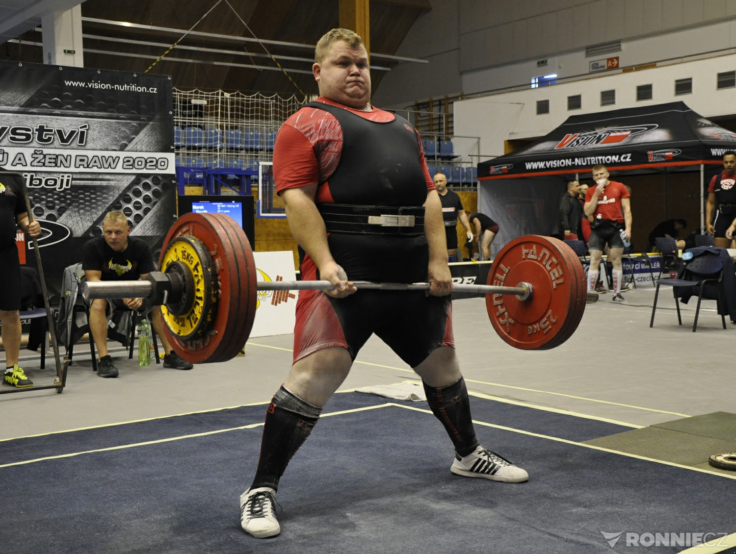 Mistrovstv� v�chodn�ch �ech v klasick�m (RAW) silov�m trojboji mu�� a �en 2020 