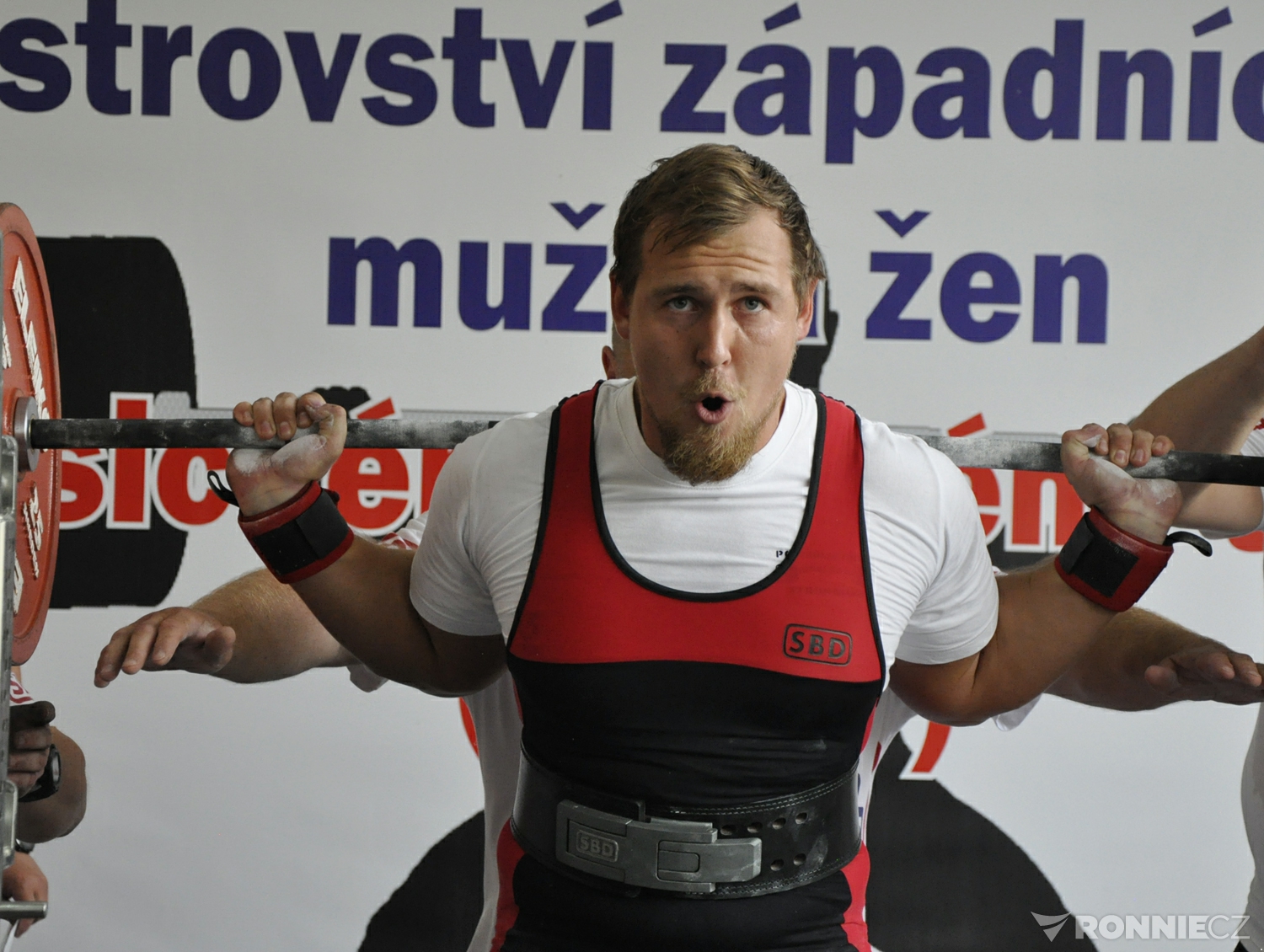 Mistrovstv� z�padn�ch �ech v klasick�m silov�m trojboji mu�� a �en 2021