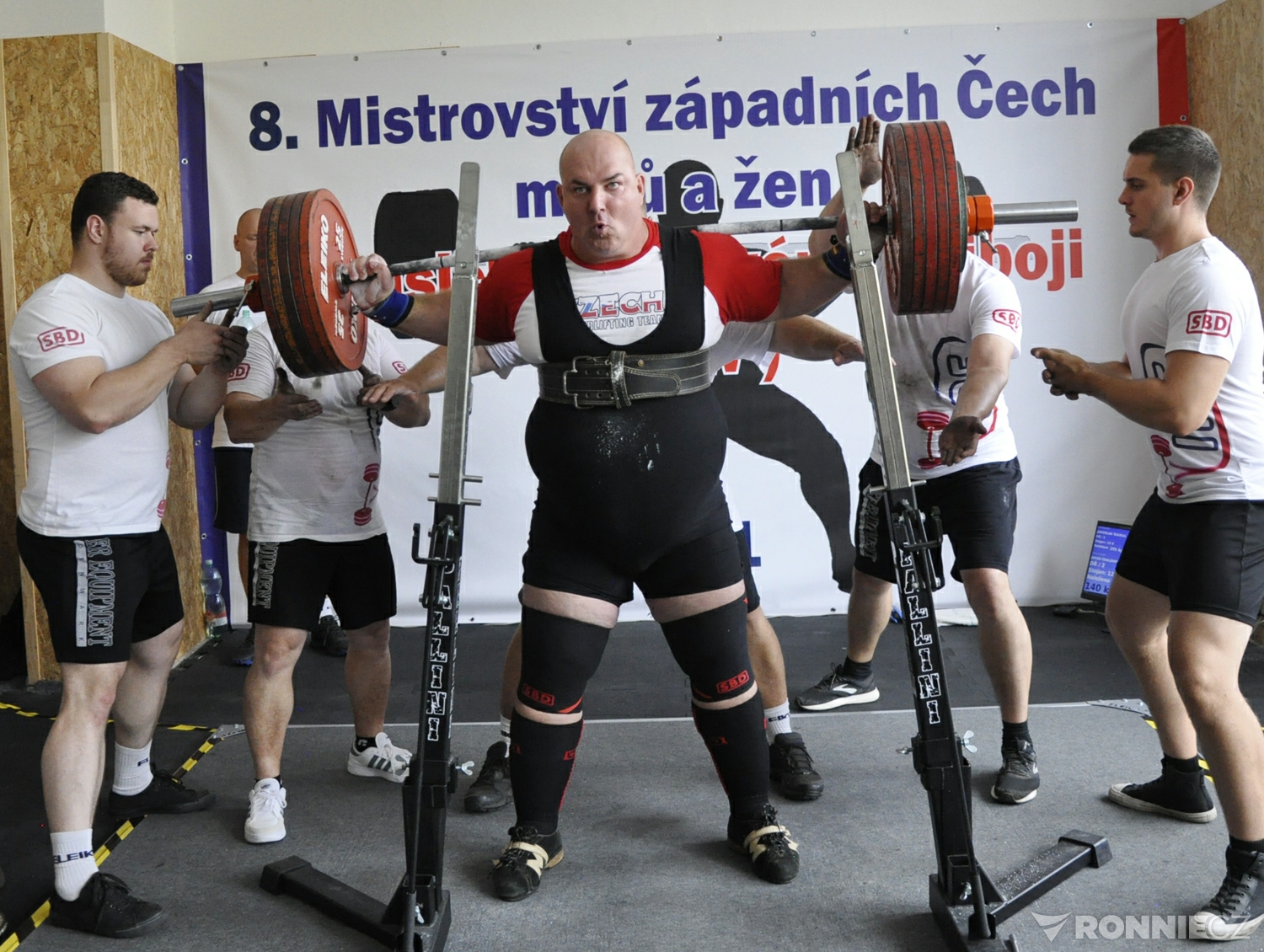 Mistrovstv� z�padn�ch �ech v klasick�m silov�m trojboji mu�� a �en 2021