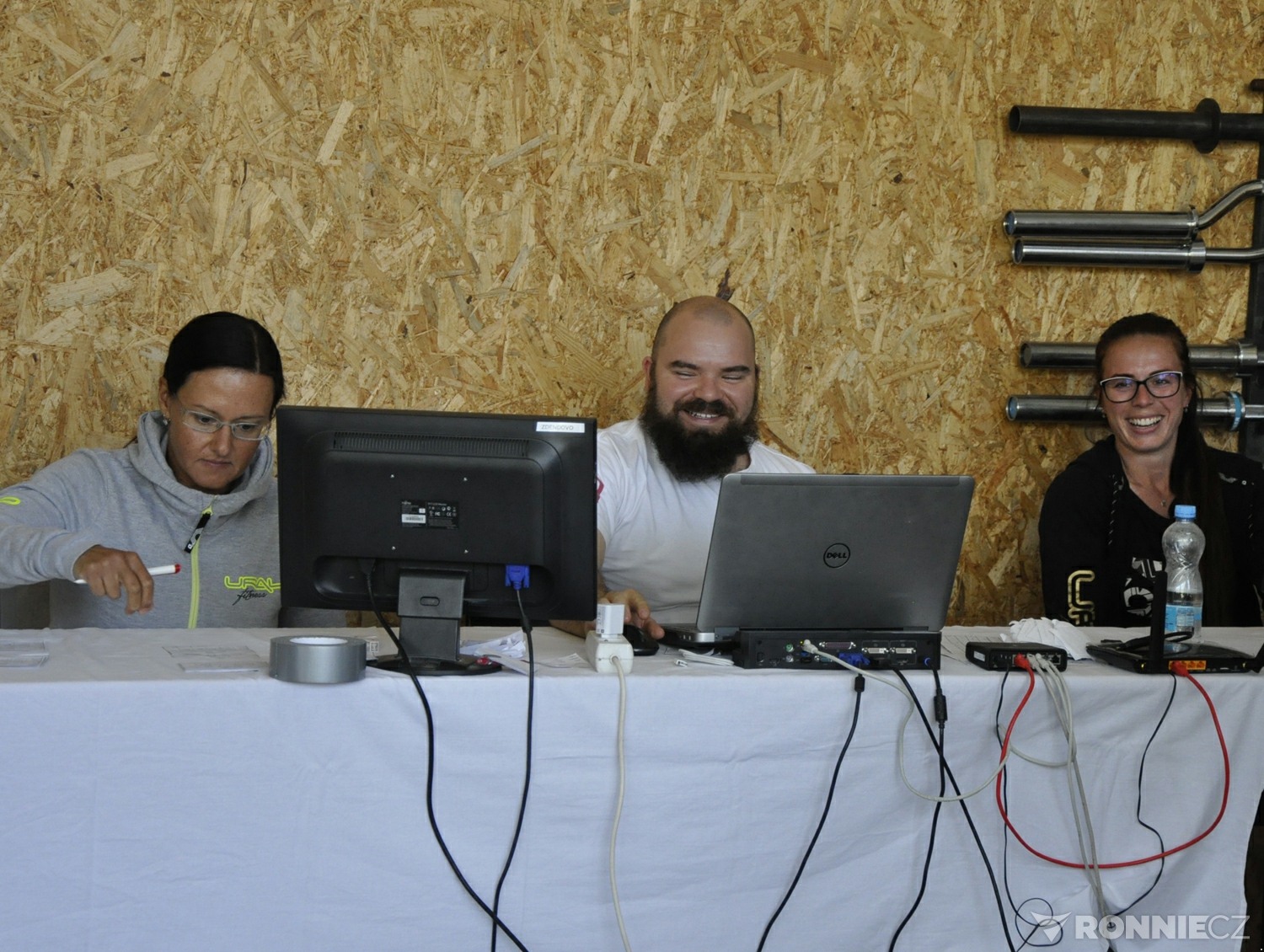 Mistrovstv� z�padn�ch �ech v klasick�m silov�m trojboji mu�� a �en 2021