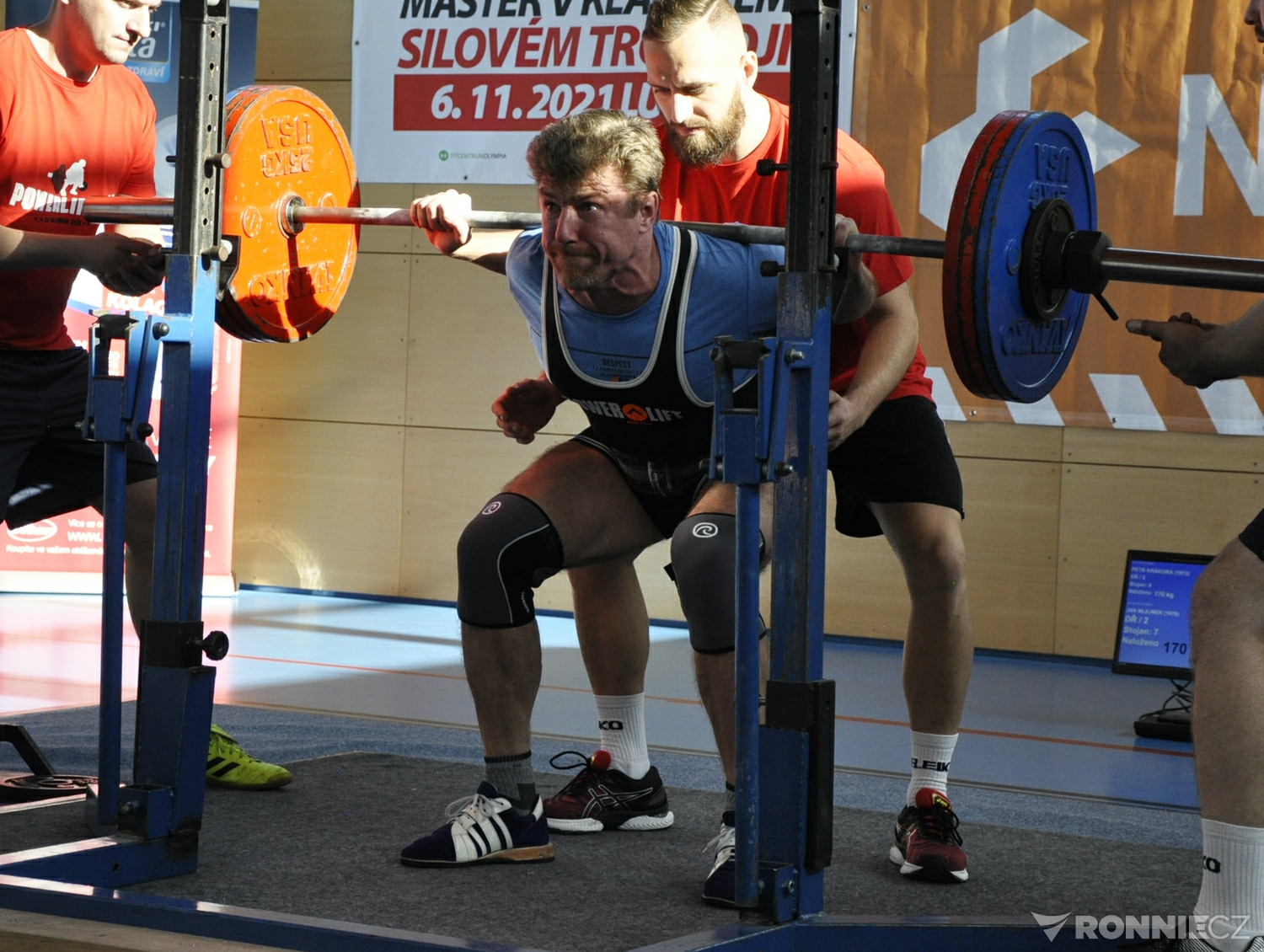 M�R v klasick�m (RAW) silov�m trojboji masters 2021