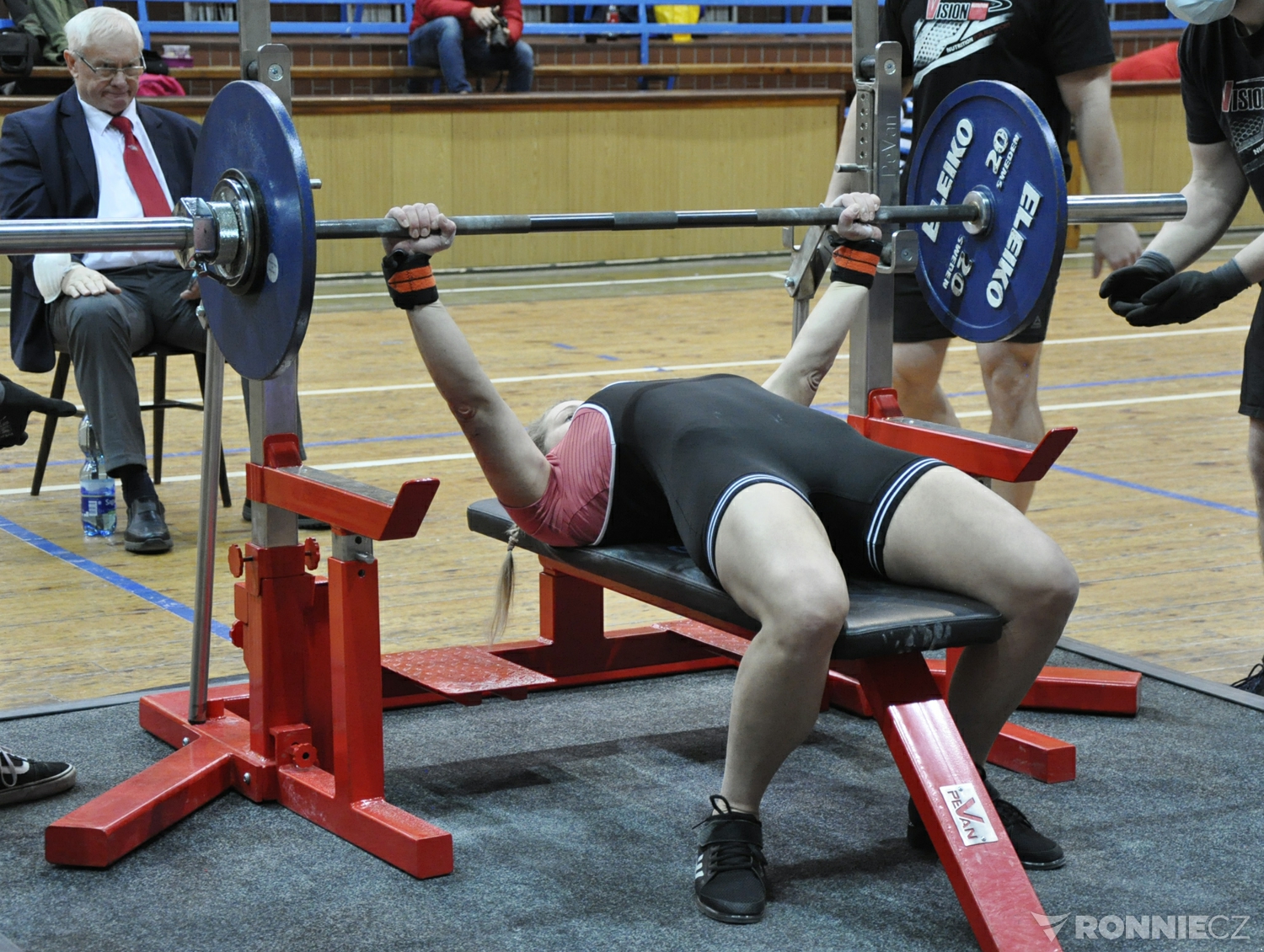 Mistrovstv� �R v klasick�m (RAW) bench-pressu mu�� a �en 2021
