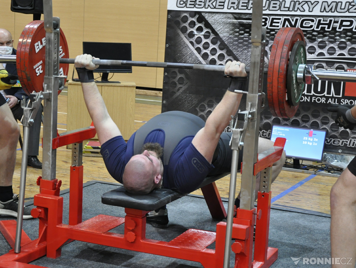Mistrovstv� �R v klasick�m (RAW) bench-pressu mu�� a �en 2021