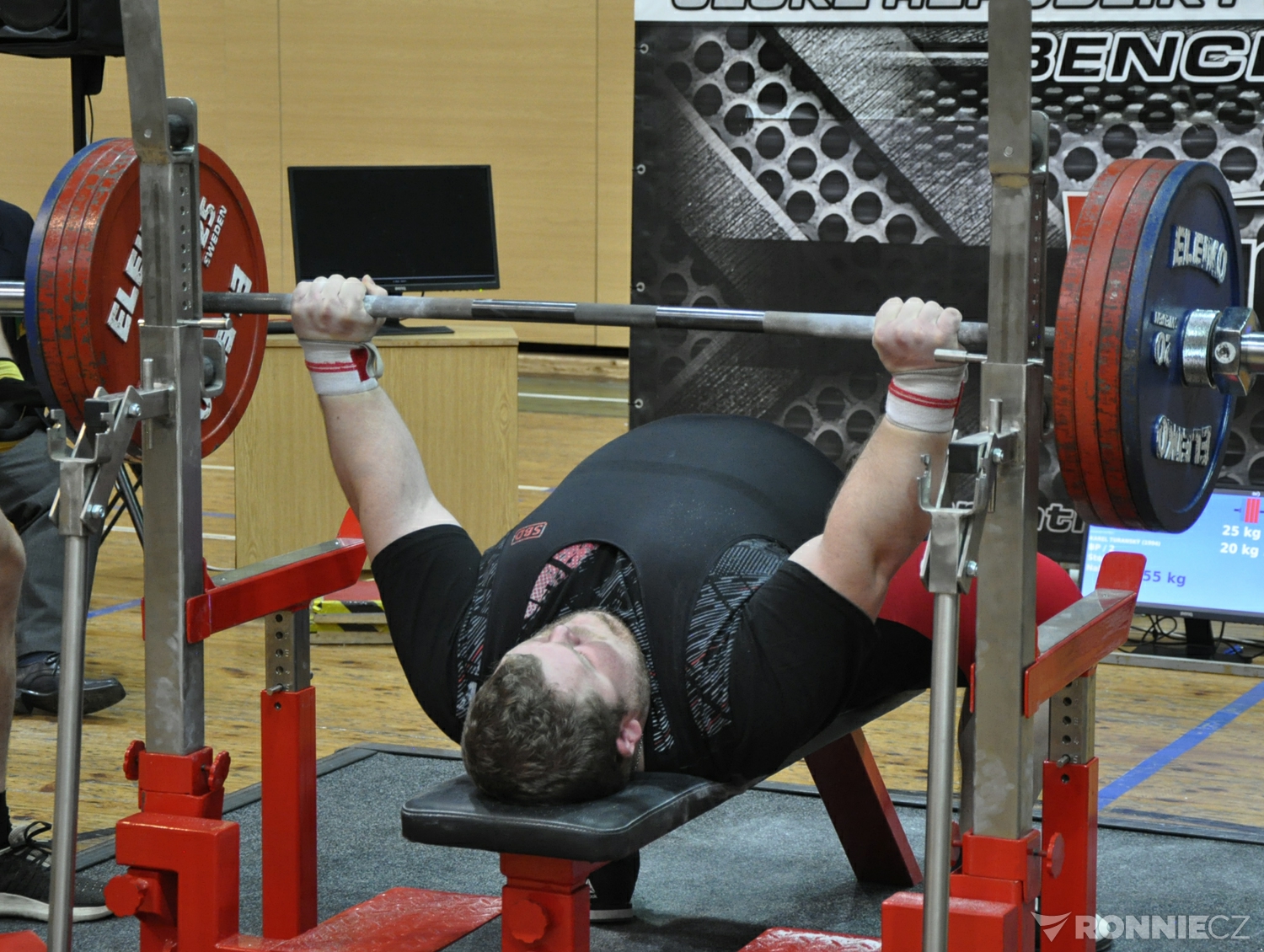 Mistrovstv� �R v klasick�m (RAW) bench-pressu mu�� a �en 2021